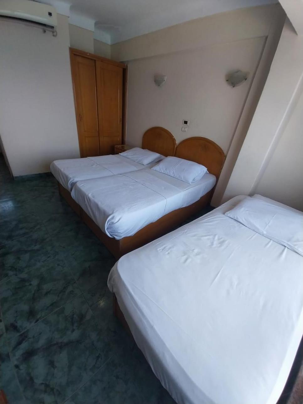 Cleopatra Hotel Alexandria - Families Only الإسكندرية المظهر الخارجي الصورة